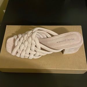Kelsi Dagger suede pink mules
